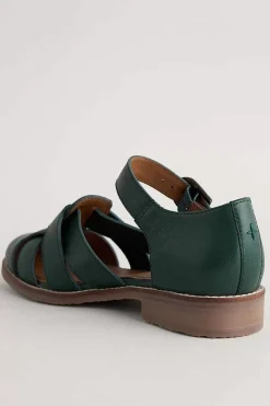 First Chorus Closed Toe Leather Shoes