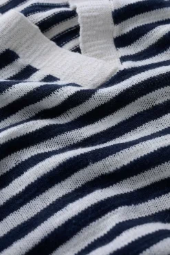 Gwynver Lightweight V-Neck Collared Jumper