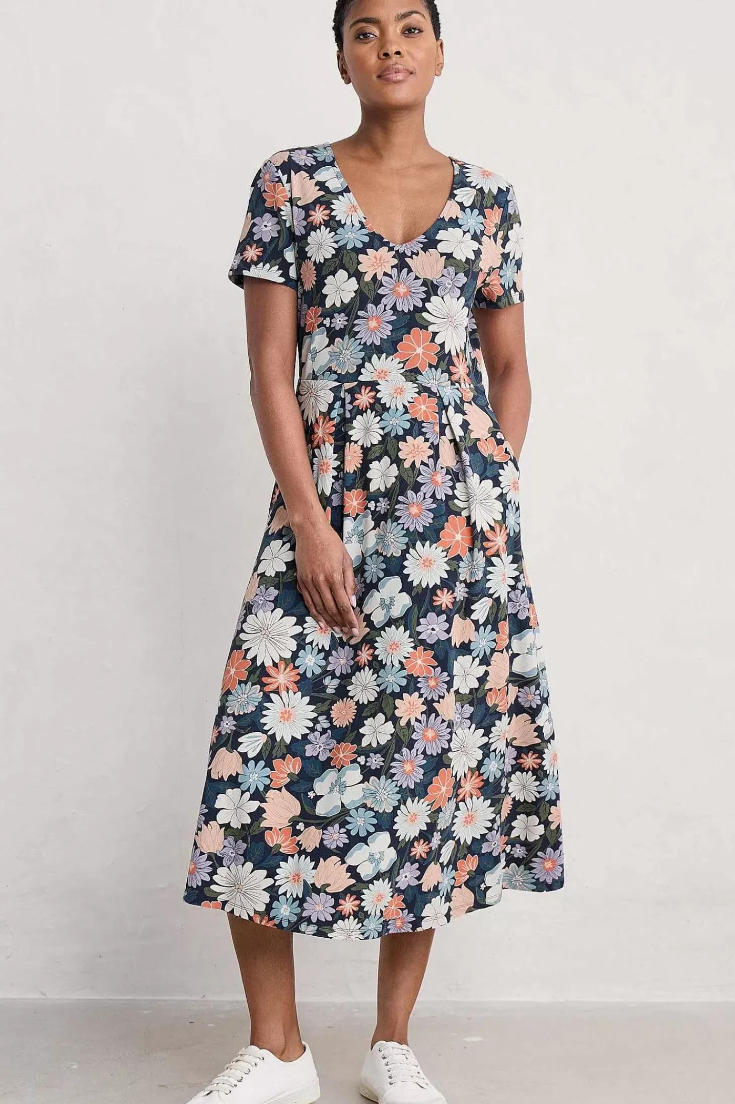 Helena Short Sleeve V-Neck Midi Dress