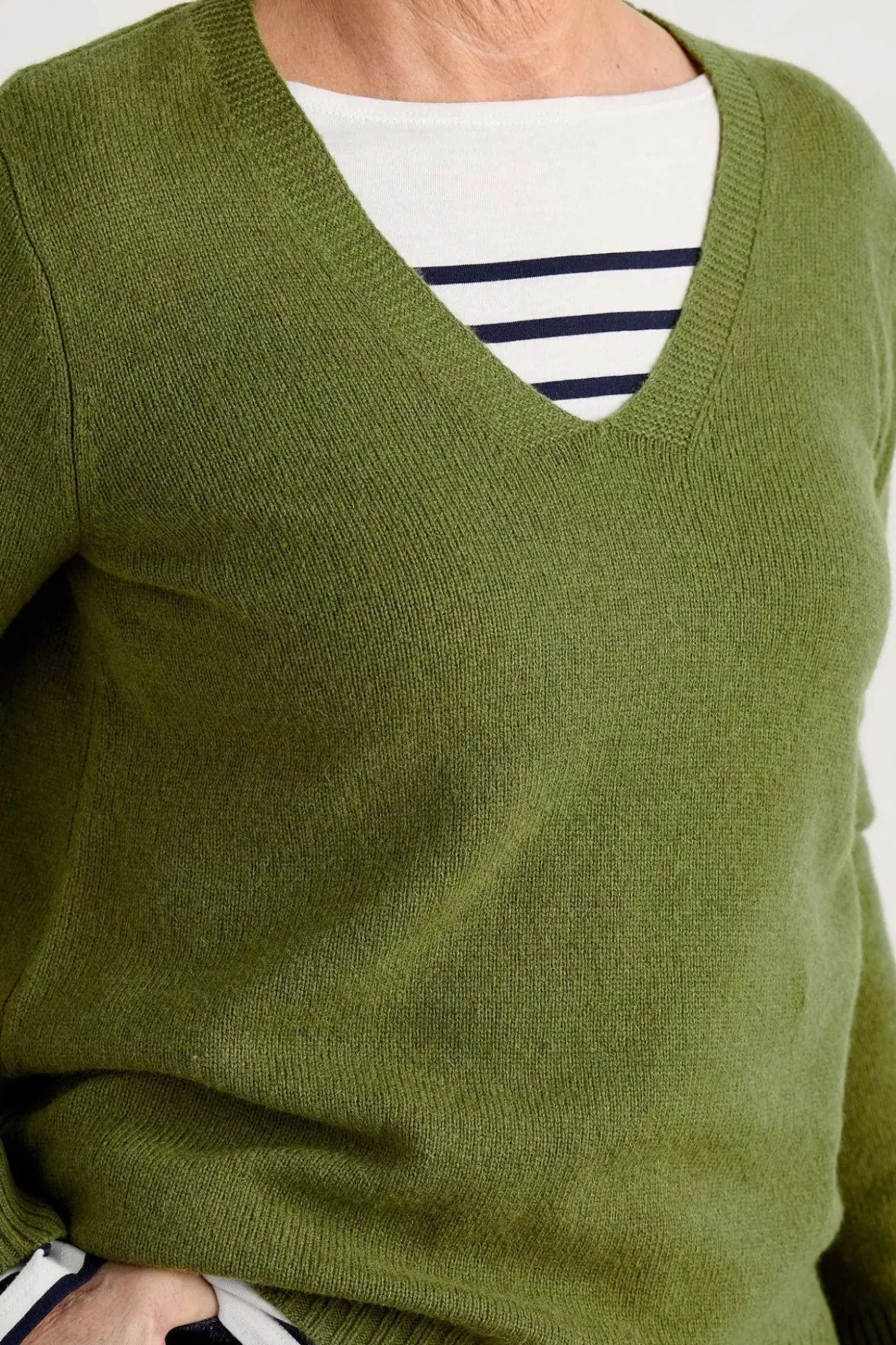 Hendra Lane V-Neck Jumper