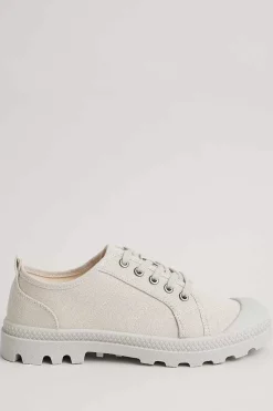 Meadowlark Trainers