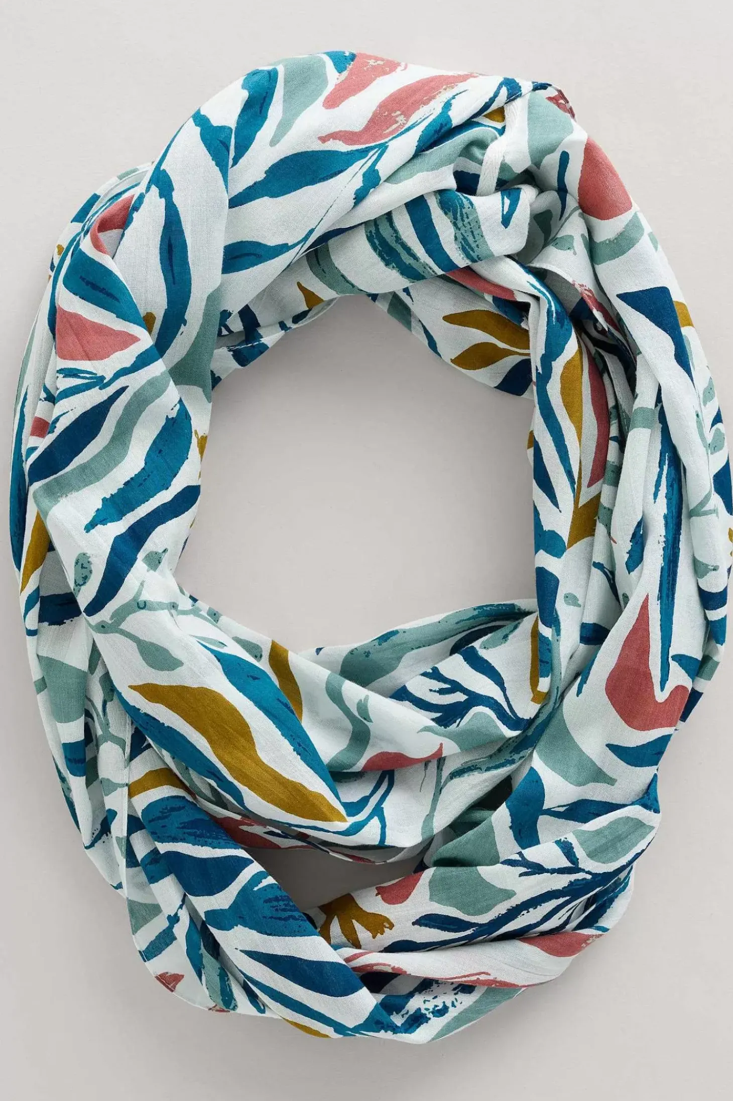 Summer Circle Scarf
