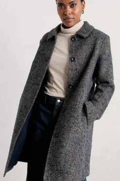 Wood Cabin Coat
