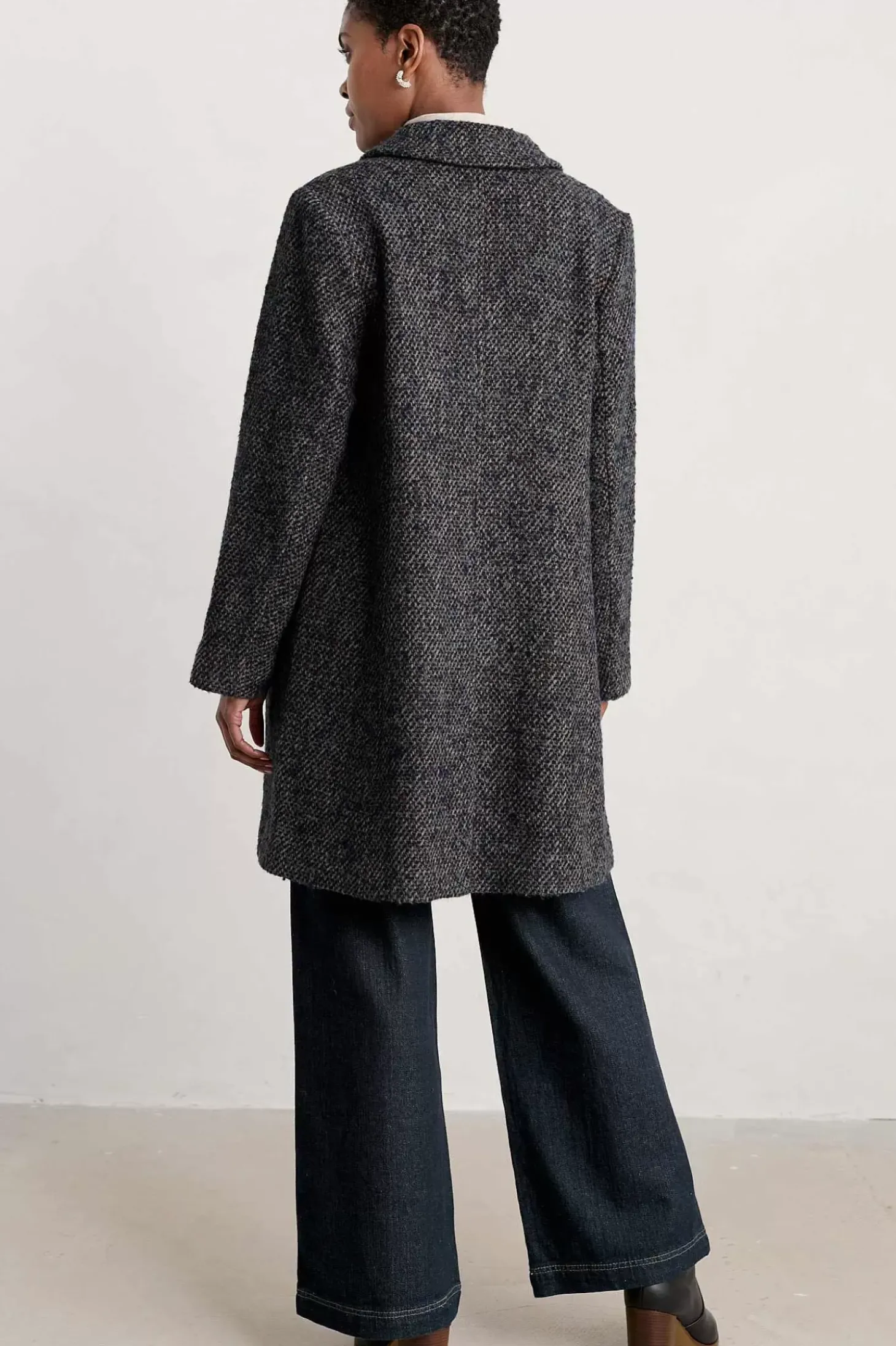 Wood Cabin Coat